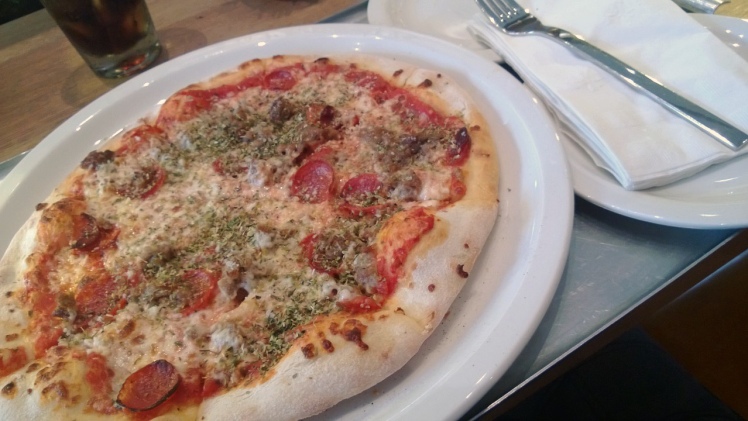 vapianos-pizza-that-didn't-feel-too-heavy---light-and-chewy-delicious-crust